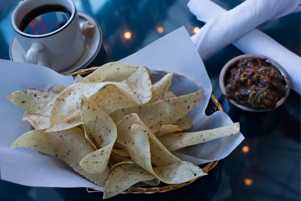  . Chips & Guac / Salsa Cups
